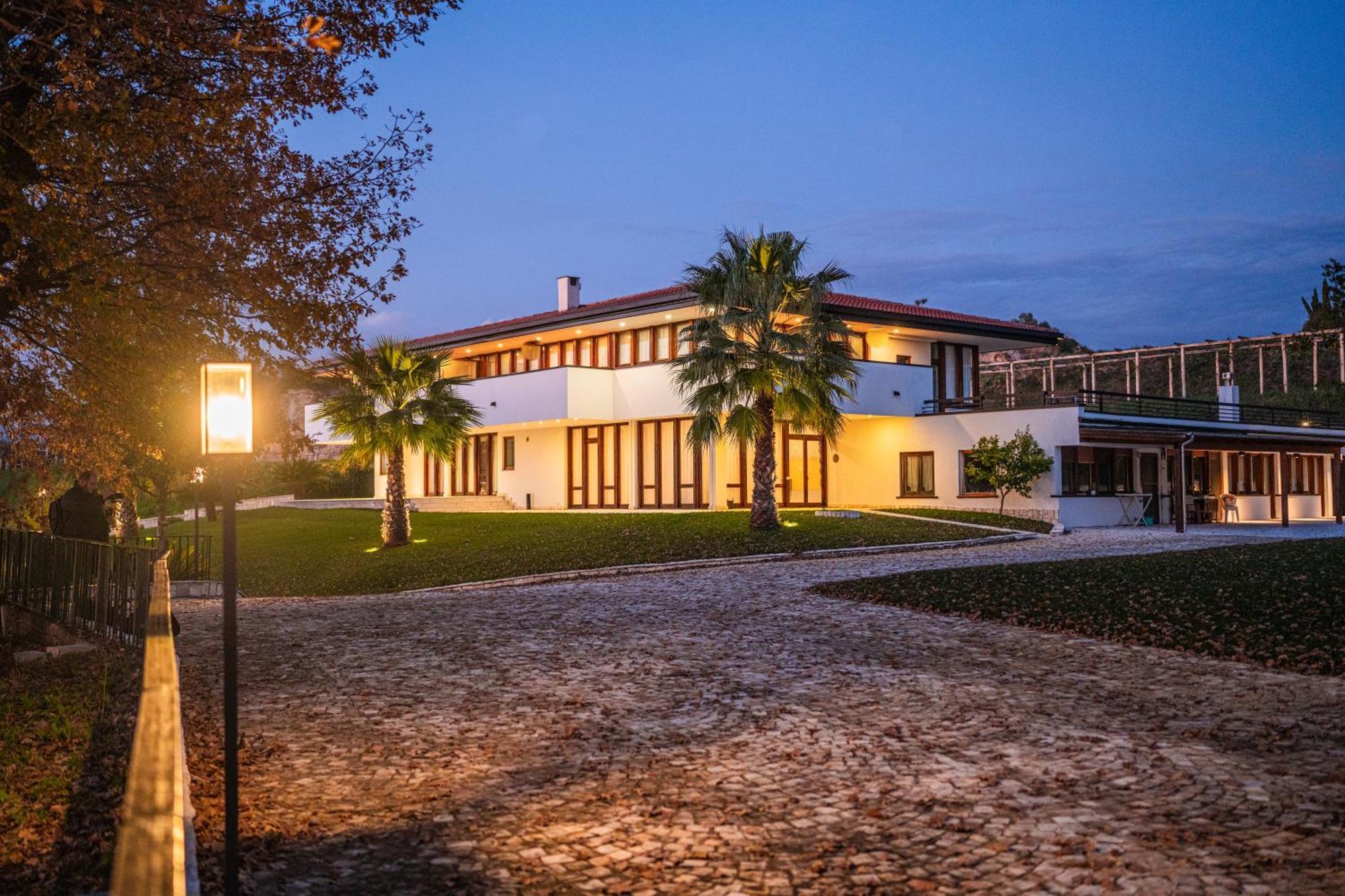 Aria - Villa Di Campagna Montecorvino Rovella Exterior foto