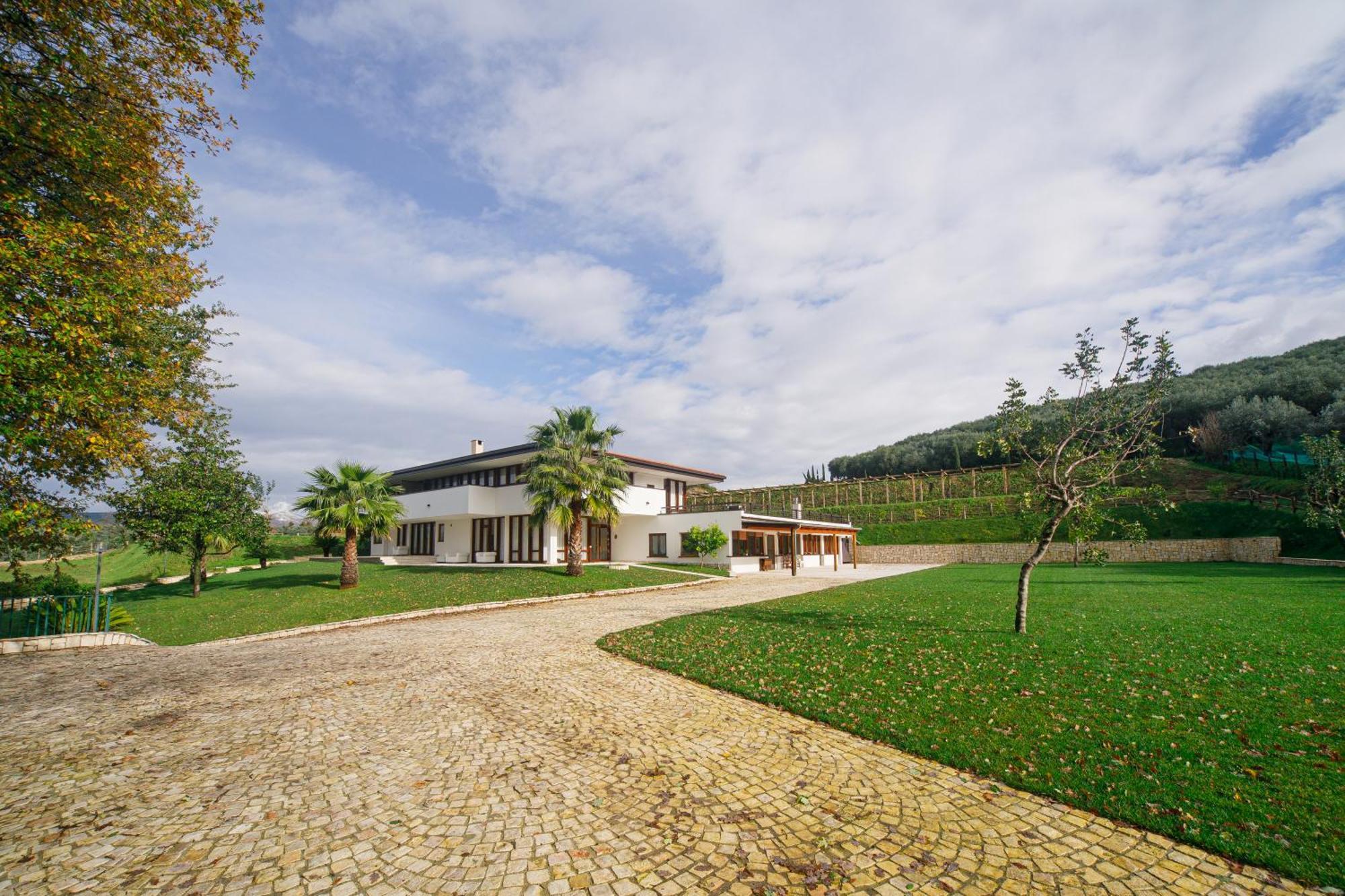 Aria - Villa Di Campagna Montecorvino Rovella Exterior foto